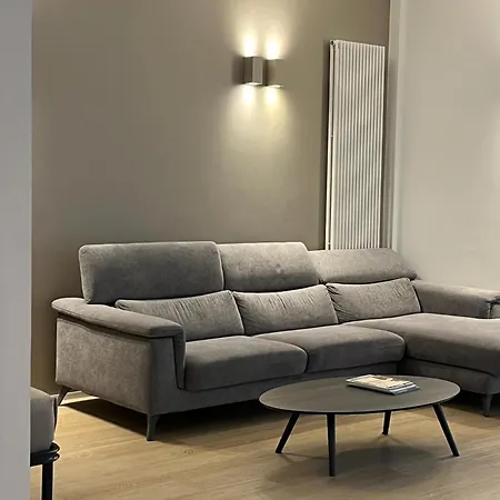 Station Apartment Bari