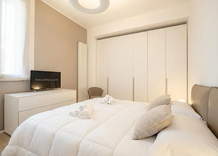 Station Apartment Bari