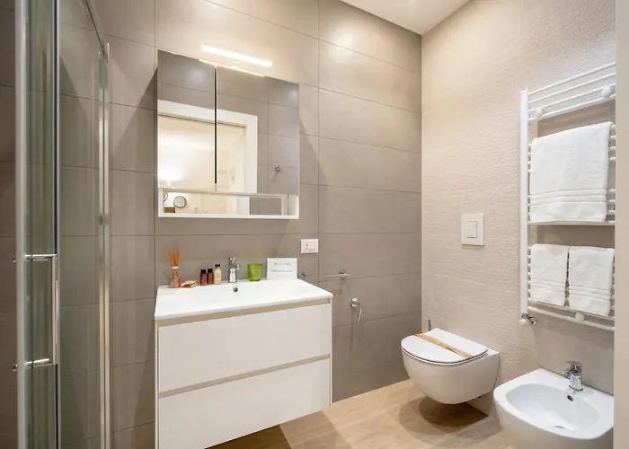 Station Apartment Bari